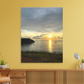 Serene schoonheid van een zonsondergang boven de o canvas afdruk (Insitu (Woonkamer))