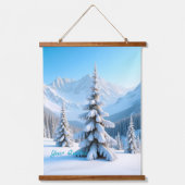 Serene Snowy Mountain Landscape & Winter Pine Tree Hangend Wandkleed (Voorkant)