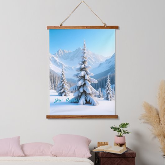 Serene Snowy Mountain Landscape & Winter Pine Tree Hangend Wandkleed (Slaapkamer)