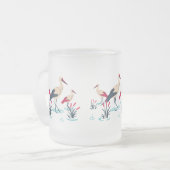 Serene Stork Sanctuary - Elegante vijverscène Matglas Koffiemok (Voorkant links)