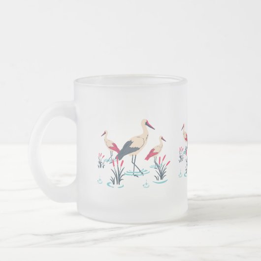 Serene Stork Sanctuary - Elegante vijverscène Matglas Koffiemok (Links)