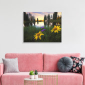 Serene Sunrise over een Colorado Pond Canvas Afdruk (Insitu (Woonkamer))
