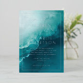 Serene Teal Waterverf Golven Folie Uitnodiging (Staand Voorkant)