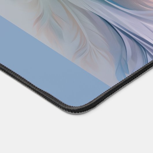 Serene vegen: pastel veer array bureaumat (Hoek)