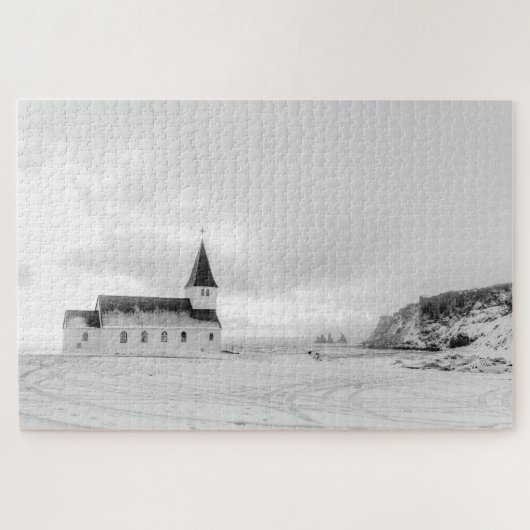 Serene Vík i Myrdal Church Legpuzzel (Horizontaal)