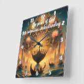 Serene Voyage: Boot drijft op water Vierkante Klok (Hoek)