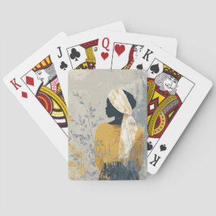 Serene vrouw en al het vergulde blad pokerkaarten