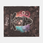 Serene vrouw in een kosmische bloemendroom fleece deken (Voorkant (Horizontaal))