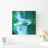 Serene Waterfall in Blue en Green Vierkante Klok (Huis)