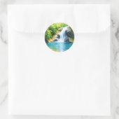 serene waterval ronde sticker (Tas)