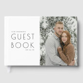 Serene Witte Winter Portret Gastenboek (Voorkant)