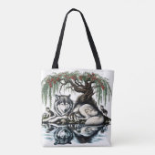 Serene Wolf Familie Oase in Idyllische Natuur Tote Bag (Achterkant)