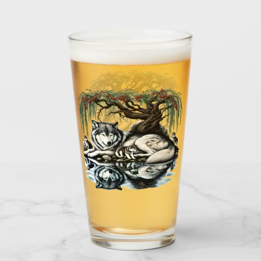 Serene Wolvenfamilie Oase in Idyllische Natuur Glas (Voorkant gevuld)