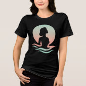 Serene Woman Silhouette in Pastel Waves Tri-Blend Shirt (Voorkant)