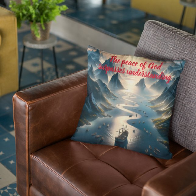 Serene Zeil: boot, water, bergen Kussen (Creator heeft geüpload)