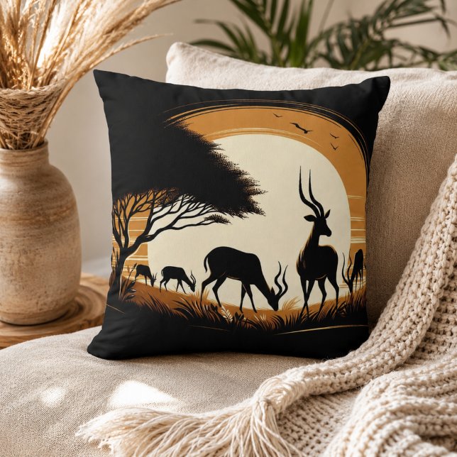 Sereniteit in Beweging Antilope-Geïnspireerd Kussen (Serenity in Motion Antelope-Inspired Throw Pillow)