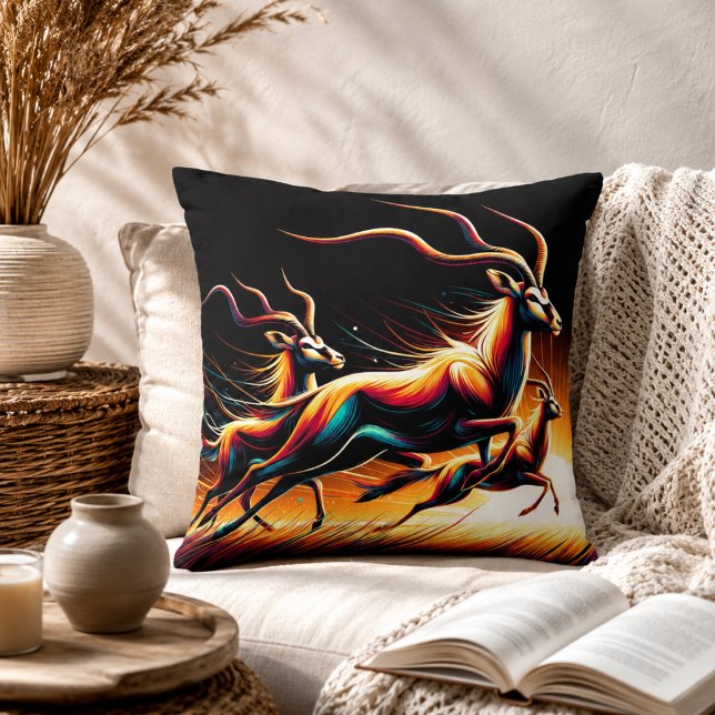 Sereniteit in Beweging Antilope-Geïnspireerd Kussen (Serenity in Motion Antelope-Inspired Throw Pillow)
