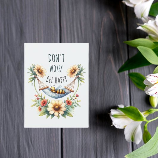 Sereniteit in Bloom - Bee & Daisy Harmony Briefkaart