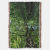 Sereniteit in het bos deken (Voorkant Verticaal)