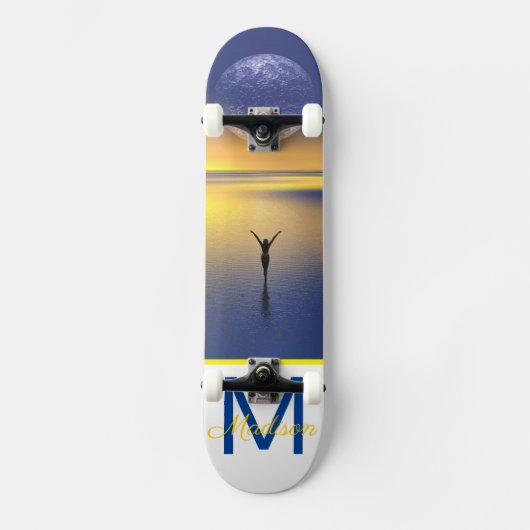 Serenity Earth Persoonlijk Skateboard (Voorkant)
