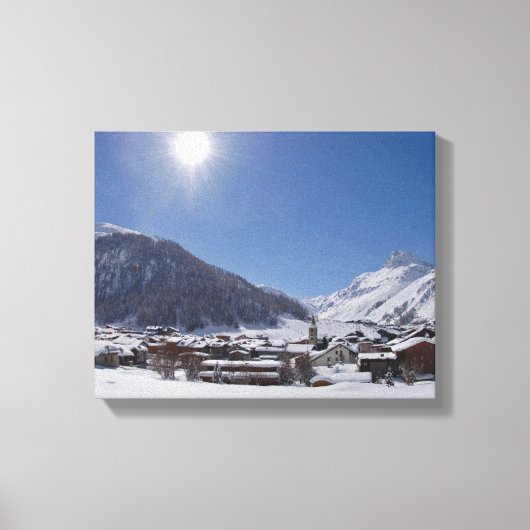 Serenity in a village Vald'Isere Canvas Print (Voorkant)