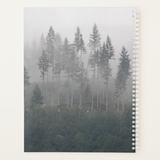 Serenity Prayer Misty Forest Photo Planner (Achterkant)