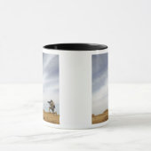 Sergeant biedt veiligheid mok (Midden)