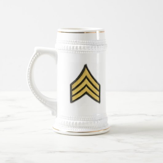 SERGEANT E-5 BIERPUL (Links)