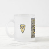 sergeant van de afdeling Cavalry Matglas Koffiemok (Links)