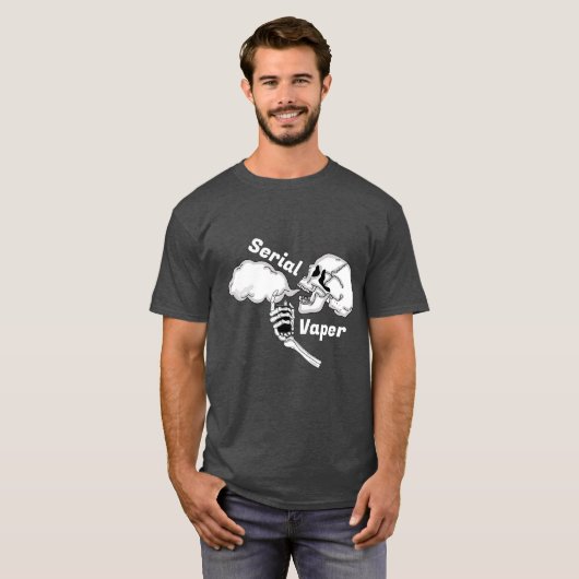 Seriële poort | Vapende schedel en Botten T-shirt (Voorkant volledig)