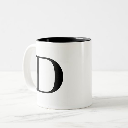 Serif D mok (Voorkant links)