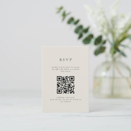 Serif Elegant Modern Wedding QR Code RSVP Informatiekaartje (Staand voorkant)