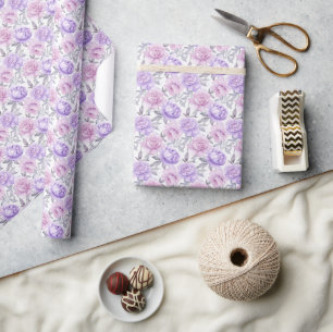 Sering en Roze Pioen Romantisch Bloemmotief Cadeaupapier