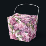 Sering Print Feest Behandelingsdoos Bedankdoosjes<br><div class="desc">De feestgunstendoos is afgebeeld met een sering bloemenprint. 
Pas dit item aan of koop het zoals het is.
Tip: Voeg gewoon uw lekkernijen toe en wat feestelijke linten.



Gelicentieerde Afbeelding</div>