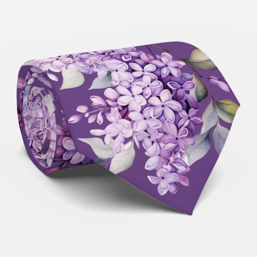 Seringbloemen op paars stropdas (Opgerold)