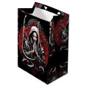 Serpent Priestess of the Shadow Grove Medium Cadeauzakje (Voorkant Gekanteld)