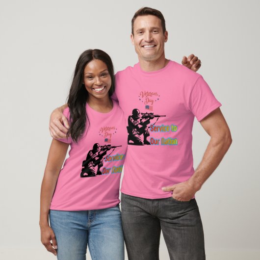 Service To Nation heet roze T-shirt (Unisex)