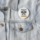Serving Aces Sinds 1985 Badminton Lover 40e Geboor Ronde Button 5,7 Cm (In situ)