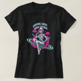 Serving looks vanuit Saturnus T-shirt