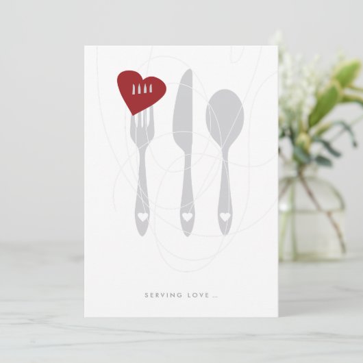 Serving Love Rehearsal Dinner Invitation Kaart (Staand voorkant)