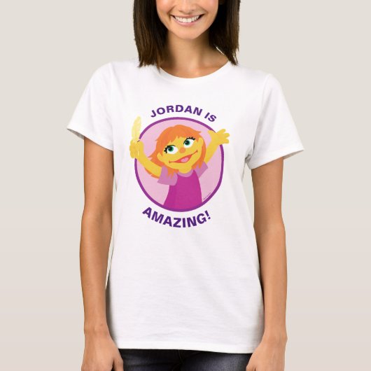 Sesame Street | Julia Holding Feather T-shirt (Voorkant)