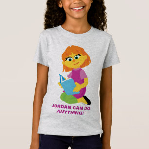 Sesame Street Julia leest een boek T-shirt