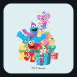 Sesame Street-vrienden en -cadeaus Vierkante Sticker<br><div class="desc">De Notenkraker met Elmo & Tango | Deze feestelijke afbeelding bevat al je favoriete Sesame Street-personages omringd door kerstcadeaus</div>