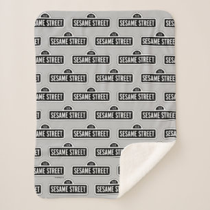 Sesamstraat B&W Logo Sherpa Deken
