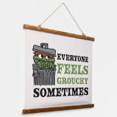 Sesamstraat | Oscar de Grouch voelt Grouchy Hangend Wandkleed (Gebogen)