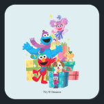 Sesamstraat Vrienden en Cadeaus Vierkante Sticker<br><div class="desc">De Nutcracker Starring Elmo & Tango | Deze feestelijke afbeelding bevat al je favoriete Sesamstraat-personages omgeven door kerstcadeautjes</div>