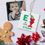 Sesamstraat | Winter Elmo Keramisch Ornament<br><div class="desc">De Nutcracker Starring Elmo & Tango | Deze leuke afbeelding is dat Elmo een winterse pet en sjaal draagt.</div>