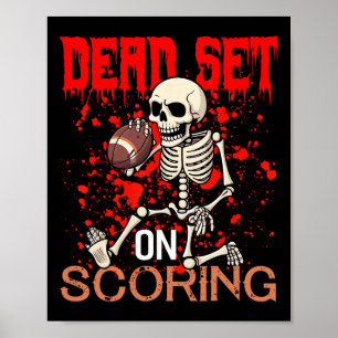 Set op Scoring Skeleton Football speler Halloween Poster