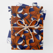 Set van coördinerende blauw wit basketbalpatroon inpakpapier vel (In situ)