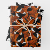 Set van coördinerende zwart wit basketbal patroon inpakpapier vel (In situ)